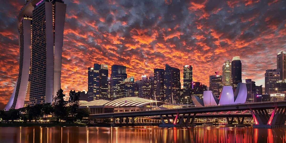 "Enchanting Singapore: 7 Days of Wonders"